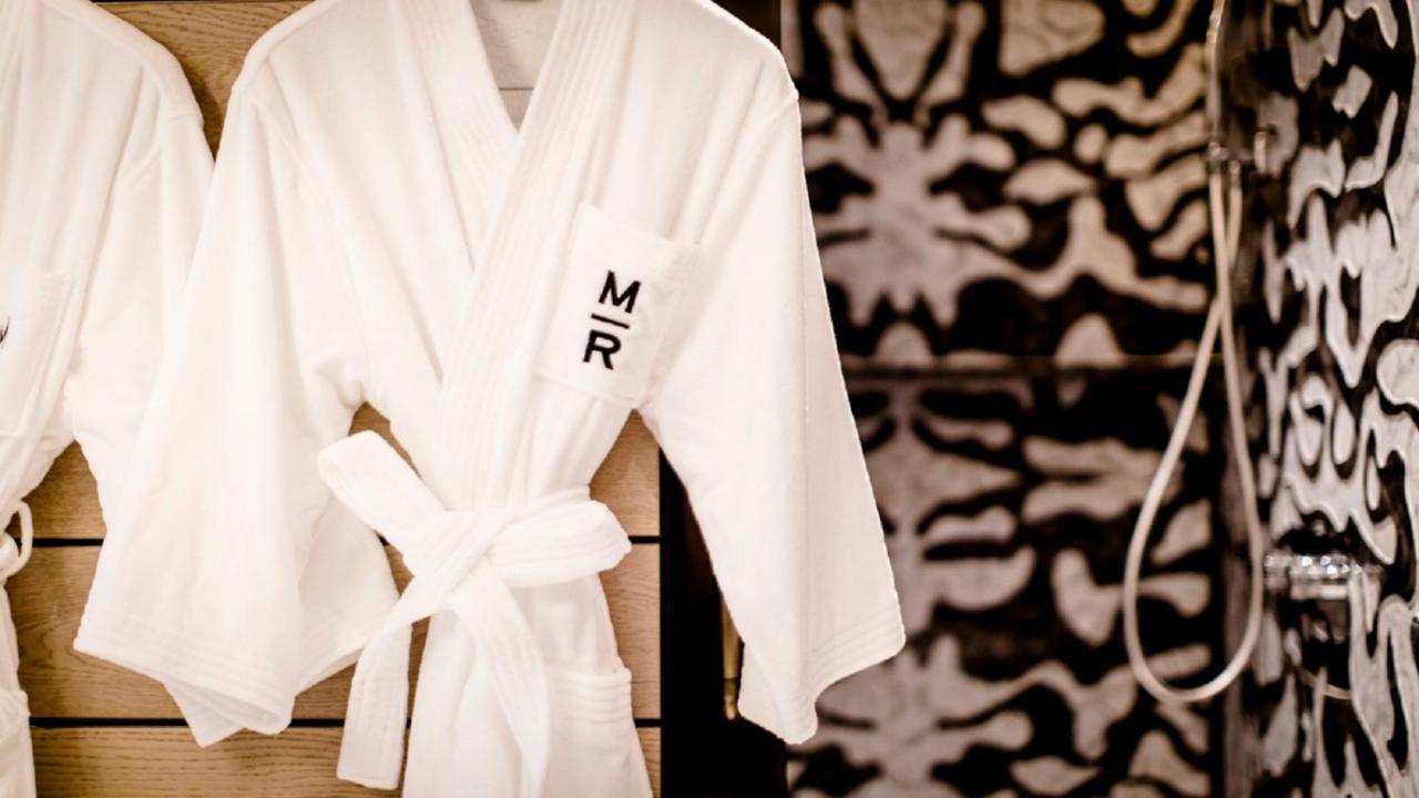 Yoho Hollywood Roosevelt Hotel Macao Extérieur photo